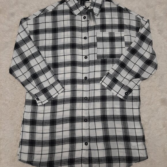 TAHARI Woman's 100% Cotton Black and White Plaid Buttons Up Flannel Dress Shirt - Picture 2 of 8